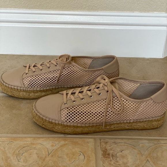 *Like New* Marc Fisher Lace-up Espadrille Sneaker - Picture 4 of 5